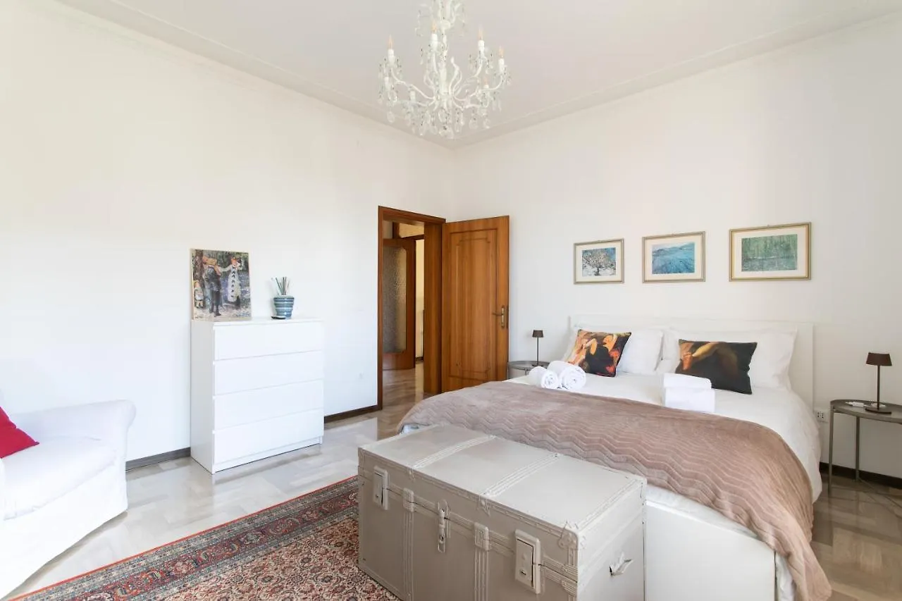 Casa Cairoli Villa Mira Holiday home