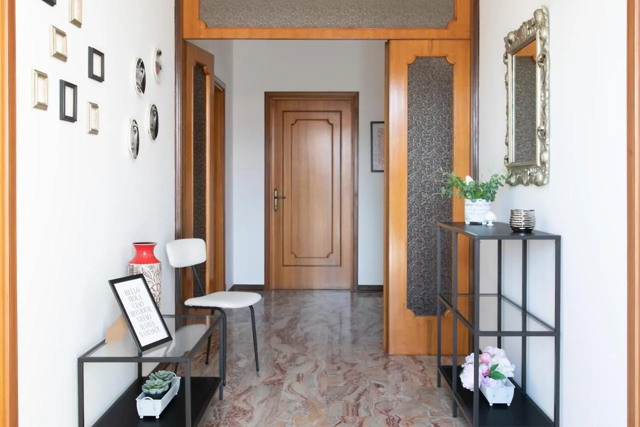 Casa Cairoli Villa Mira