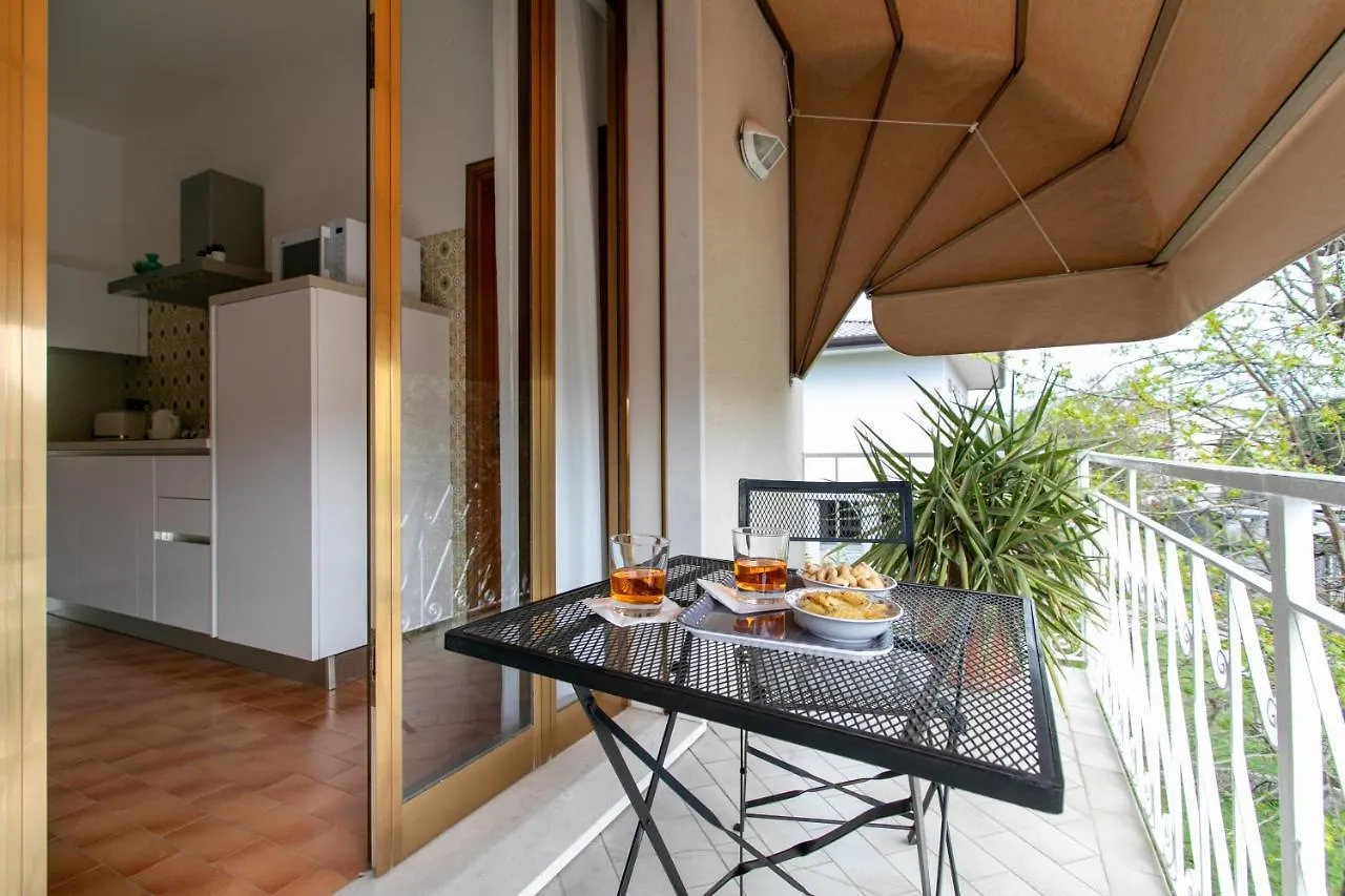 Holiday home Casa Cairoli Villa Mira Italy