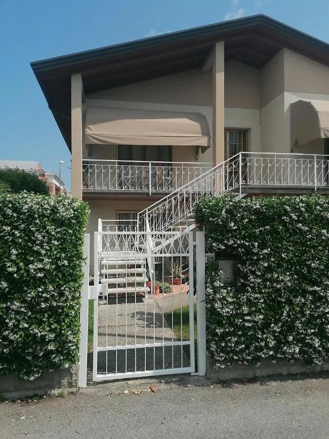 Casa Cairoli Villa Mira Holiday home
